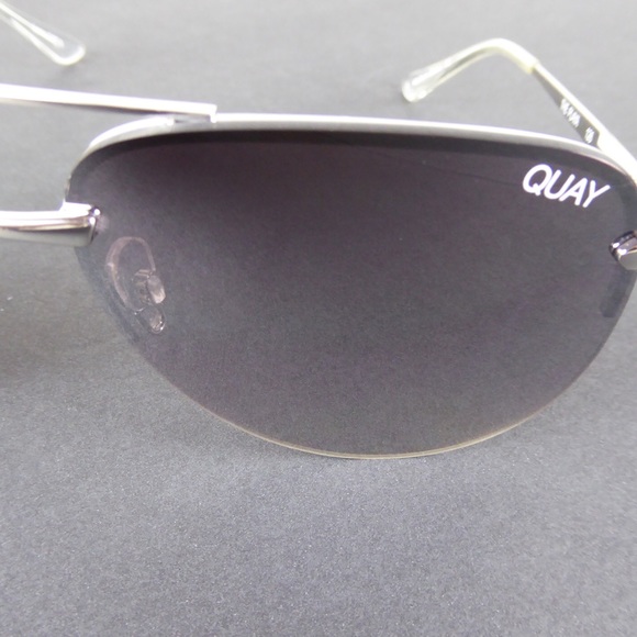 Quay Australia Sunnies Sunglasses W Cases Bundle - Picture 15 of 15